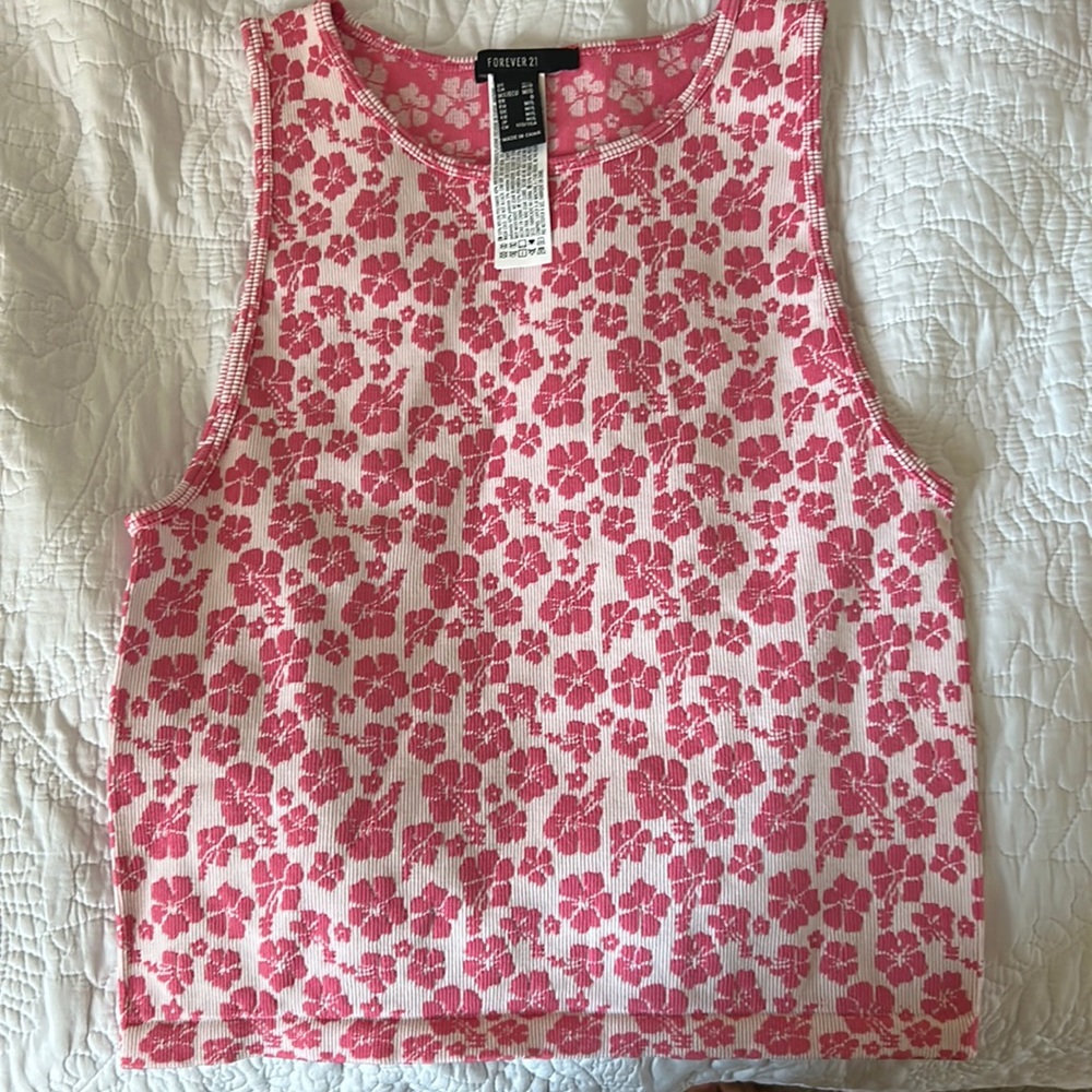 size M/L- forever 21, white and pink, worn once